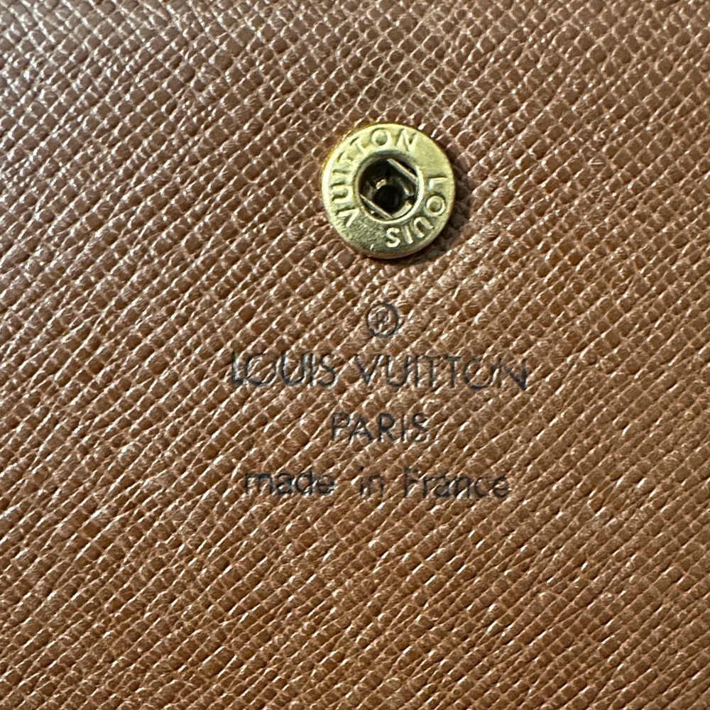 Louis Vuitton Monogram Sarah Wallet with Dust Bag - Picture 8 of 11